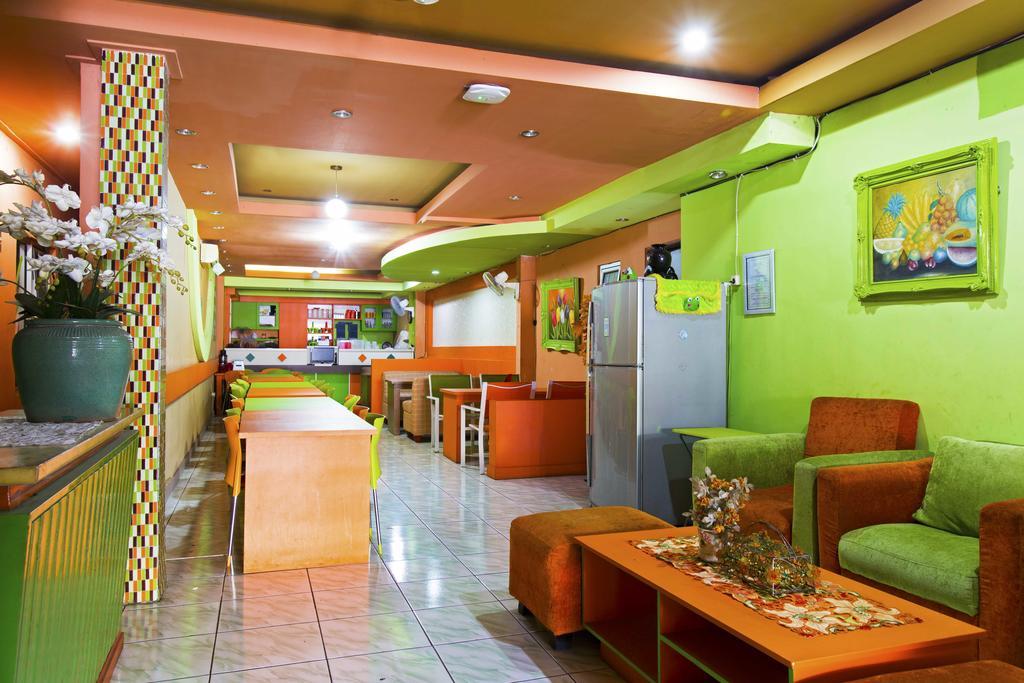 雅加达 Reddoorz @ Tebet Asem Baris酒店 外观 照片